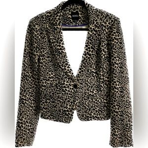 XOXO adorable cropped cheetah print blazer jacket  size medium